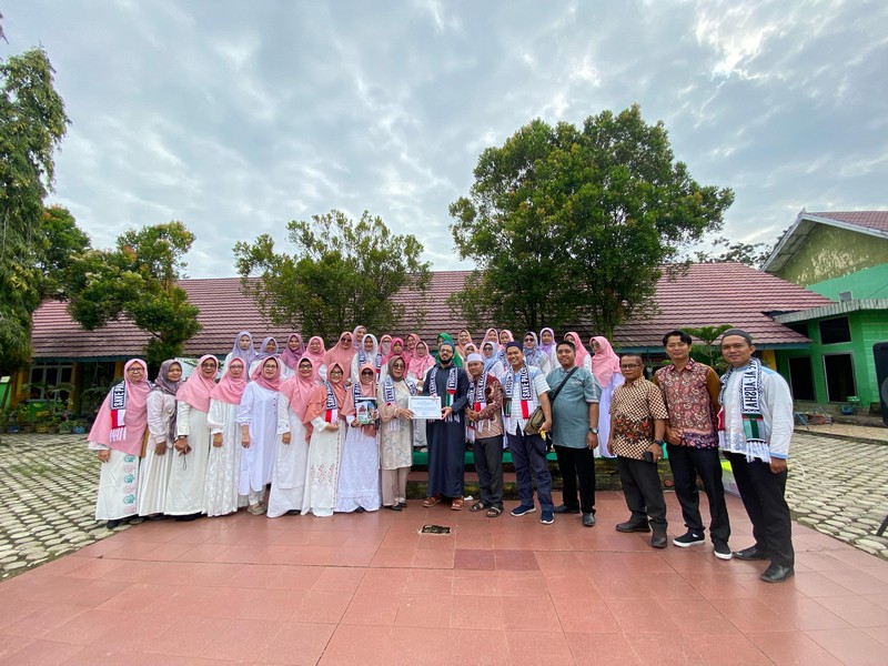 Aksi Solidaritas SMAN 2 Muara Enim Untuk Rakyat Palestina : SYEKH MALIK FAWARIS AL HAFIDH