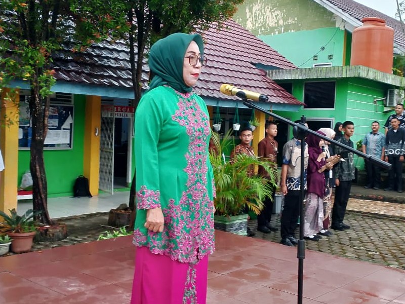 Peringatan Hari Kartini, 21 April Tahun 2025 SMA Negeri 2 Muara Enim