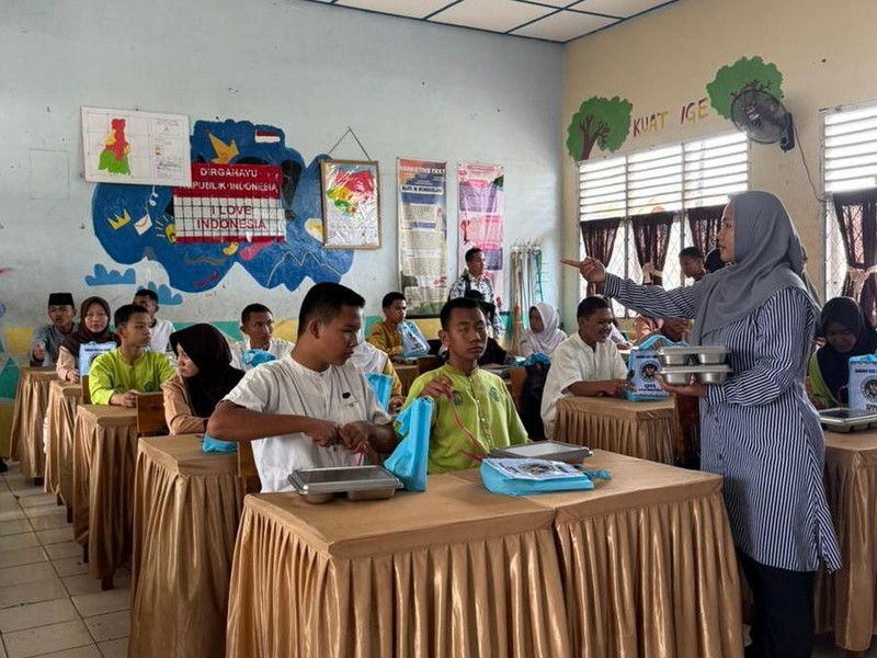 Pemantauan Pelaksanaan MBG Di SMA Negeri 2 Muara Enim Tahun 2025
